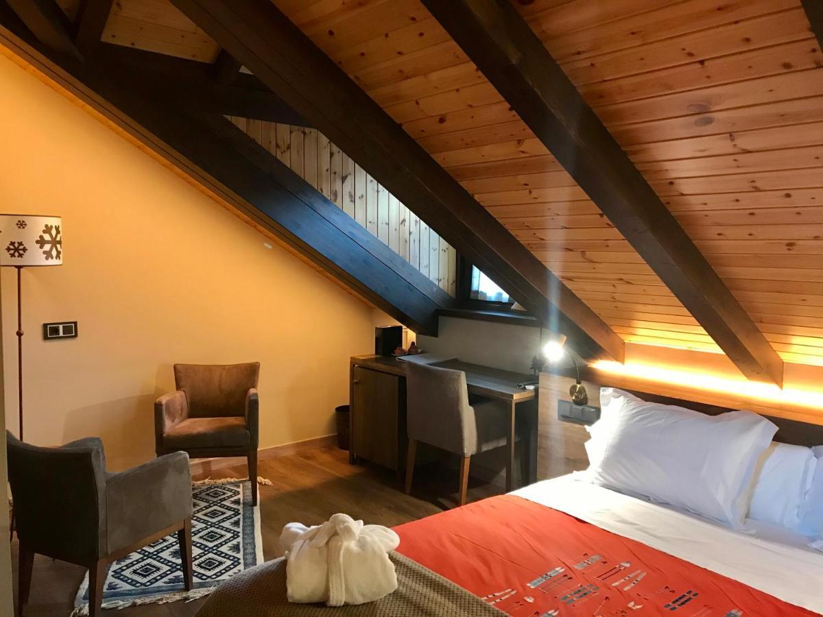 Hotel Boutique La Neu 贝纳斯克 外观 照片